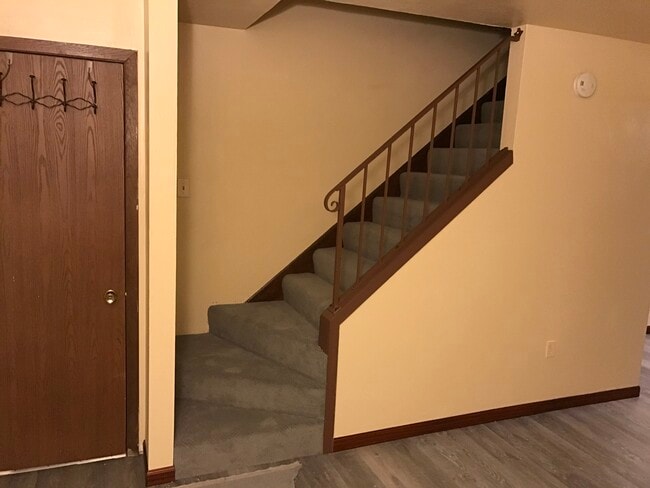 Photo - 1318 E 38th St