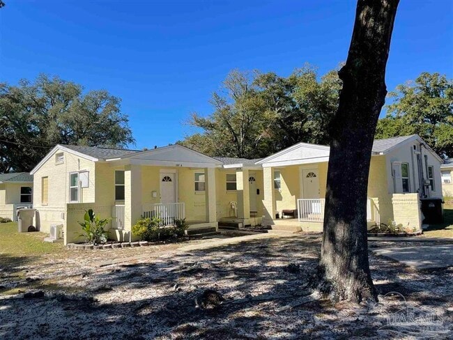 Photo - 107 Holmes Dr