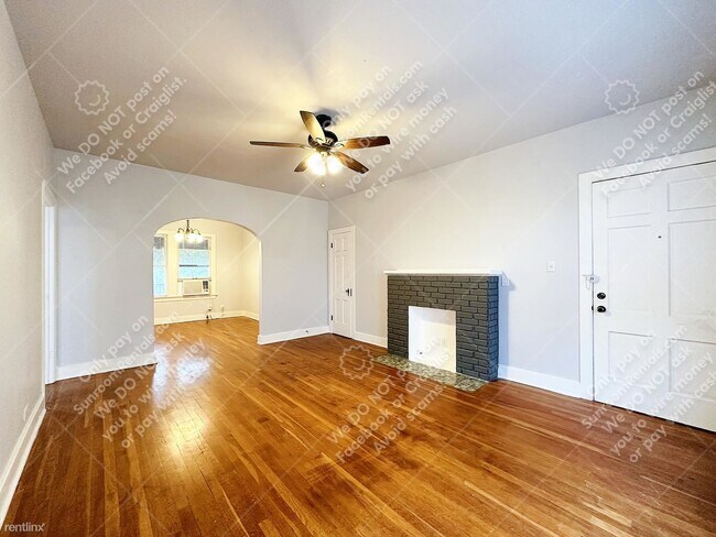 Photo - 1 br, 1 bath 4plex - 103 Blue Bonnet Blvd 3 3