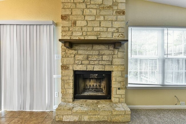 Photo - 1149 Royal Crest Dr