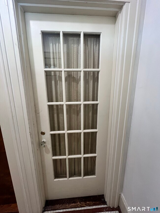 30 Coram St Unit 2