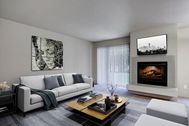 Q103 - On the Green Apartment Homes