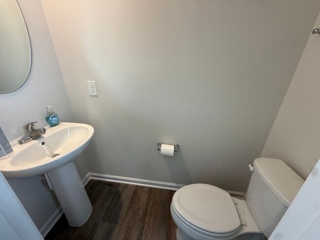 Photo - 3/2.5 Townhome Available Now in Simpsonville!