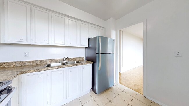 Photo - Lambeth House