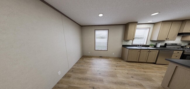 Photo - 1403 Red Maple Ln