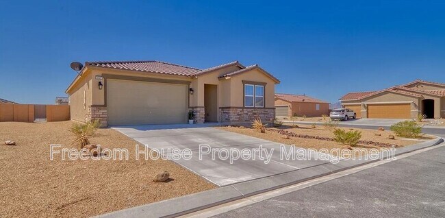 Photo - 3529 Malheur Ave