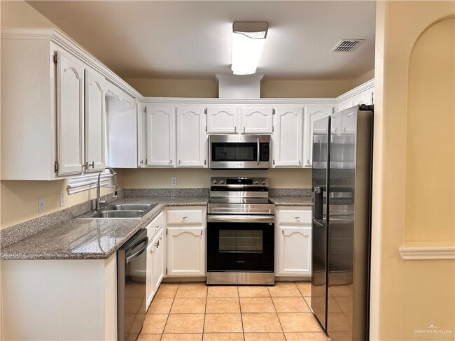 1913 W Western Dr Unit 2