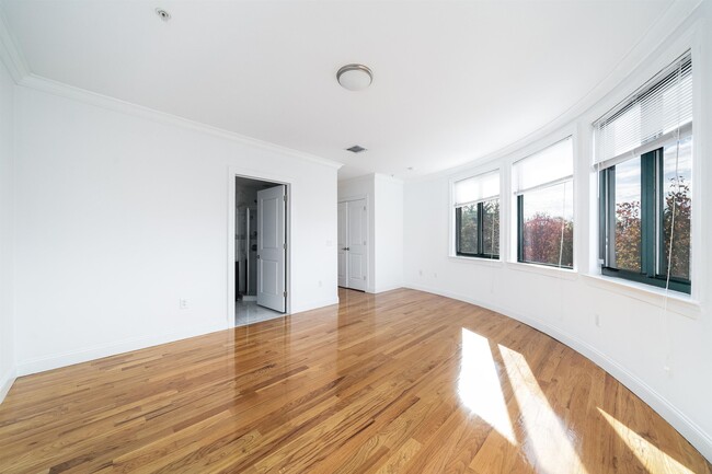 Photo - 85 Maple St Unit 3K