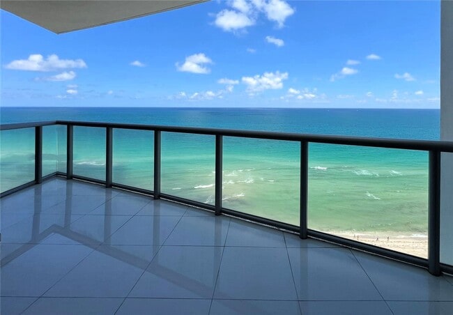 Photo - 17121 Collins Ave Unit 1905