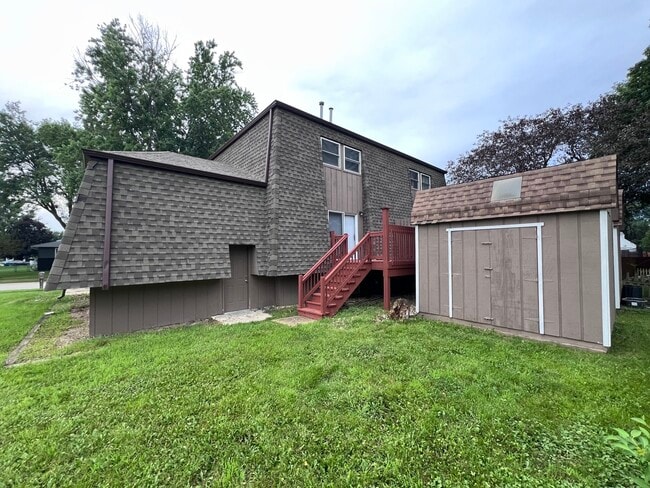 Photo - 1637 Sheffield Dr