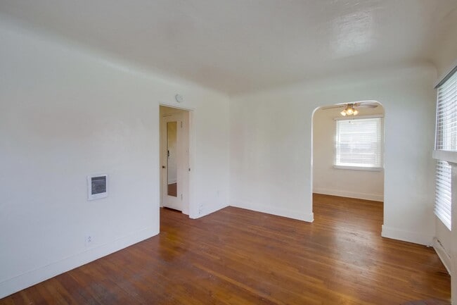 Photo - Spanish Craftsman Garden Apartments Bankers Hill Unit 3523 1/2