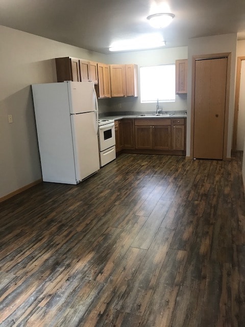 Building Photo - 1411 E Sioux Ave Unit Apt C