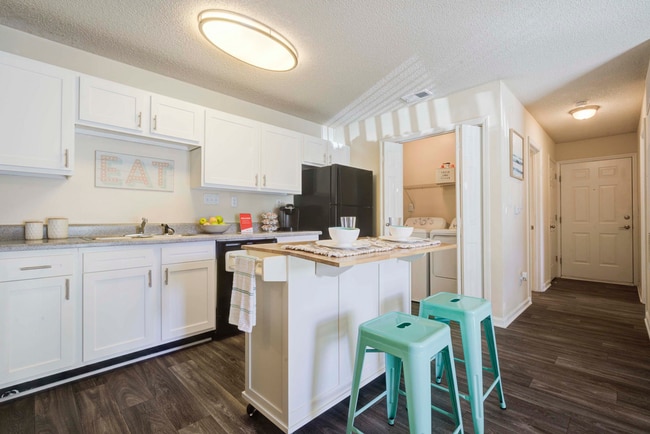 Quad Apartment Homes