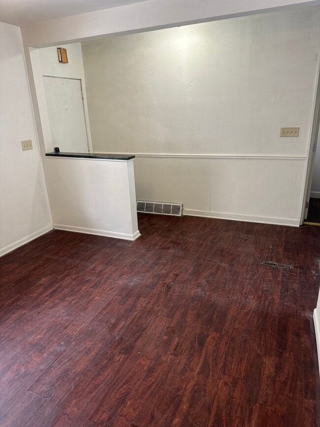 Photo - 2531 S 18th St