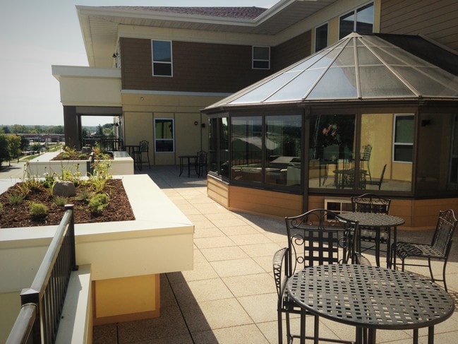 Rooftop Terrace - Granite Ridge Apartments