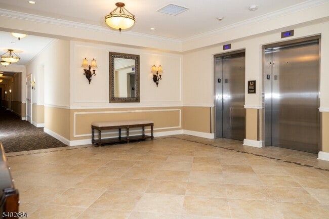Photo - 7113 Polk Dr Unit 113