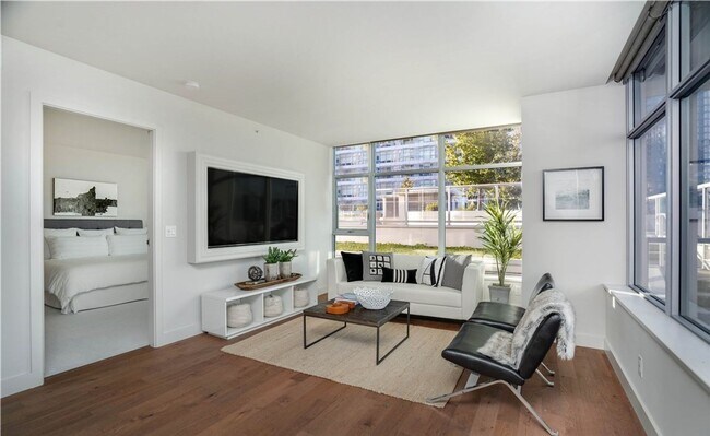 Photo - Insignia Condominiums ~ Belltown Unit 902S