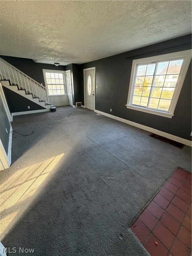 Photo - 143 Clifton Dr