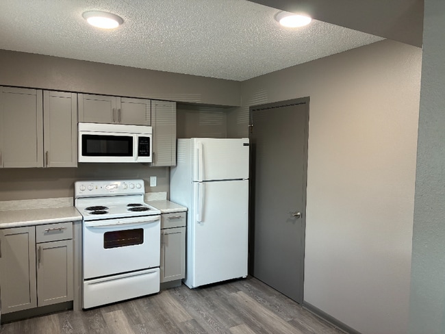 Photo - 501 S Cedar St