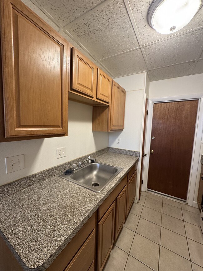 400 Somerville Ave Unit G