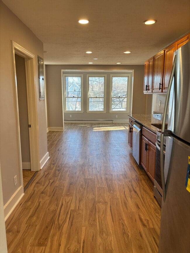 Photo - 713 Metropolitan Ave Unidad 2