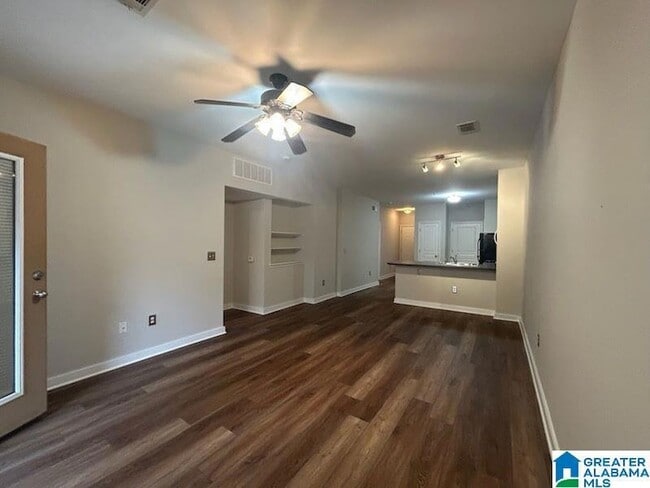 Photo - 401 20th St S Unidad 212