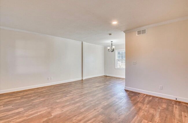 Photo - 801 Monte Sano Ave