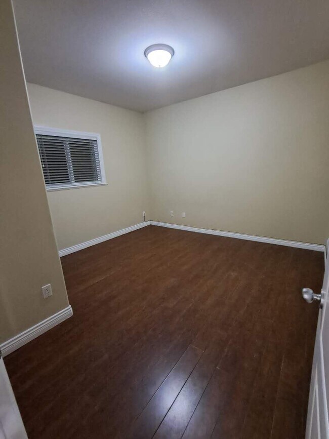 Photo - 9531 Bakerview Dr