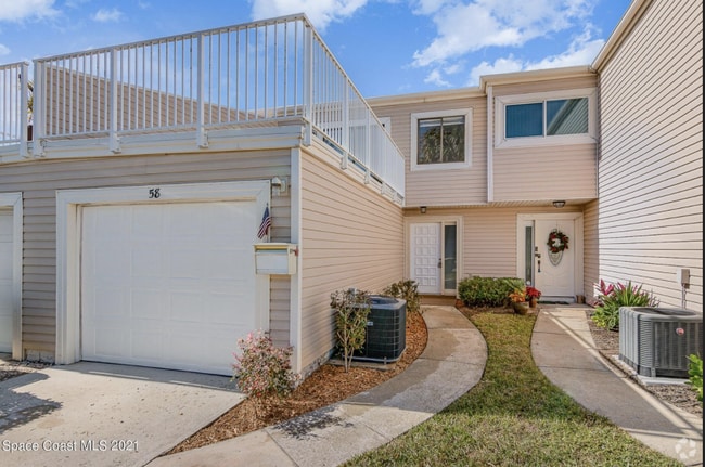 Building Photo - Beachside Townhome with 1 car garage!