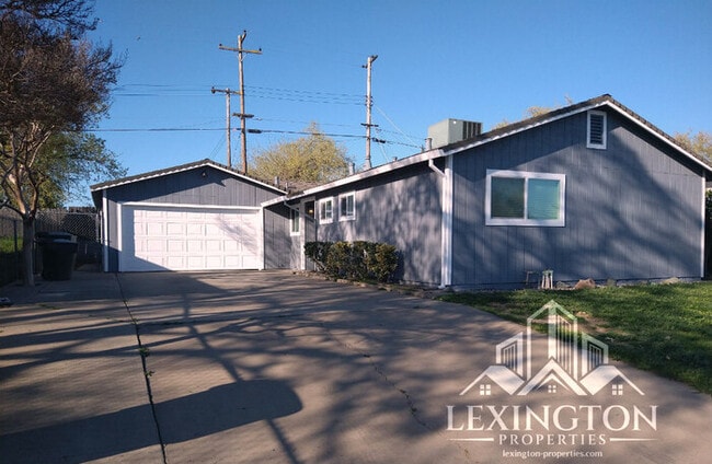 Beautifully Remodeled, 3BD/2BA Home, Avail... - Beautifully Remodeled, 3BD/2BA Home, Avail...
