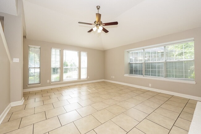 1229 Jacksons View Rd