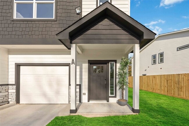 Photo - 7117 Springdale St