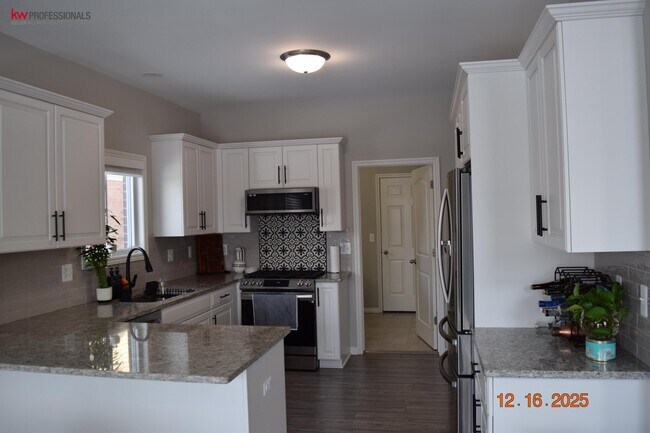 Photo - 30295 Berghway Trail