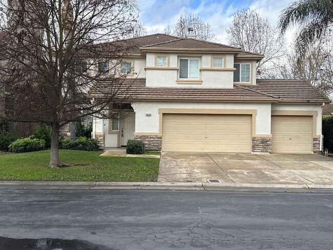 Building Photo - 6 Bed / 4 Bath Gated Brookside Home – Lincoln Unified Schools