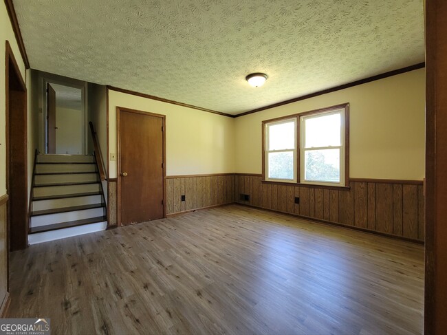 Photo - 1173 Austin Rd