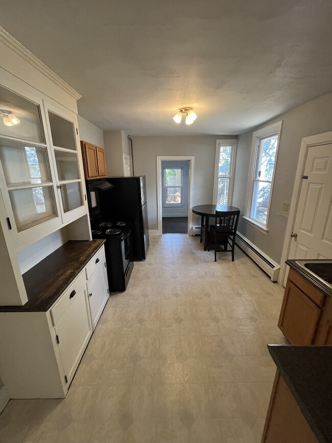 Photo - 1027 Church St