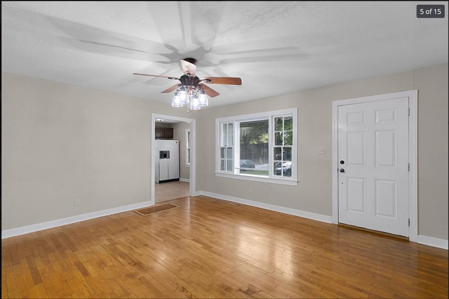 Photo - 140 Summar Dr