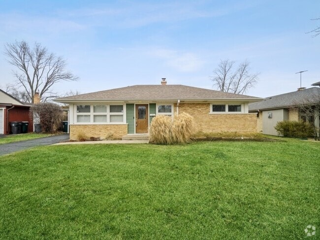 Building Photo - 1109 Whitfield Rd Rental