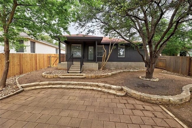 Back Patio - 2710 Greenlee Dr