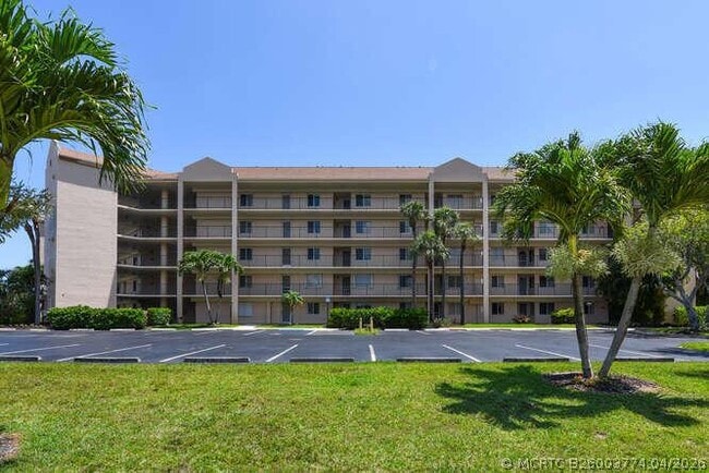 Photo - 275 Palm Ave Unit C406