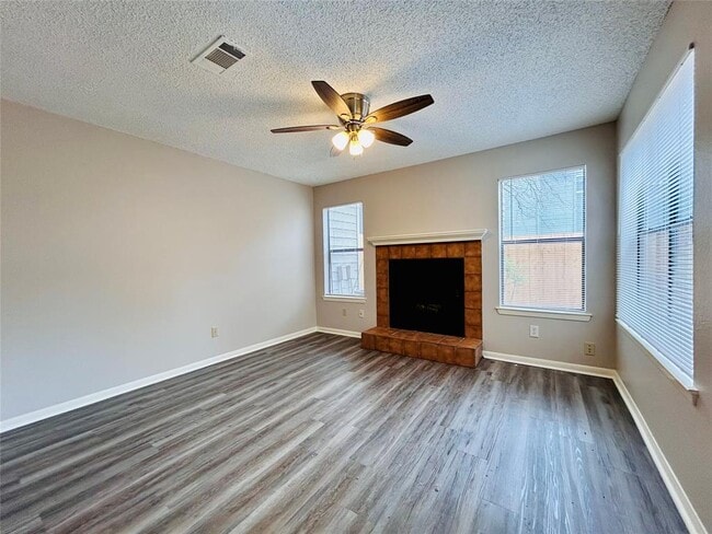 Photo - 8900 Schick Rd