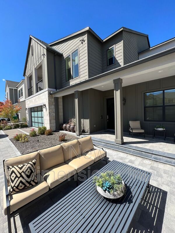 Photo - 307 Marewood Ct