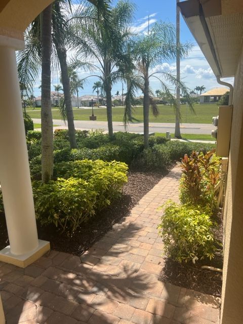 Photo - 315 Monaco Dr