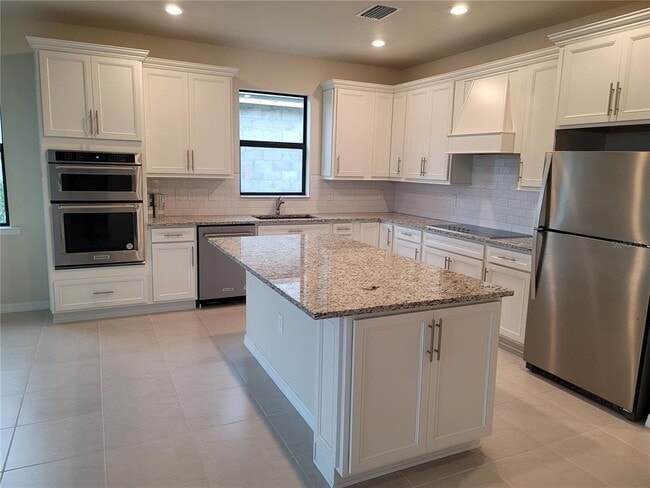 2530 Buckthorn Lp