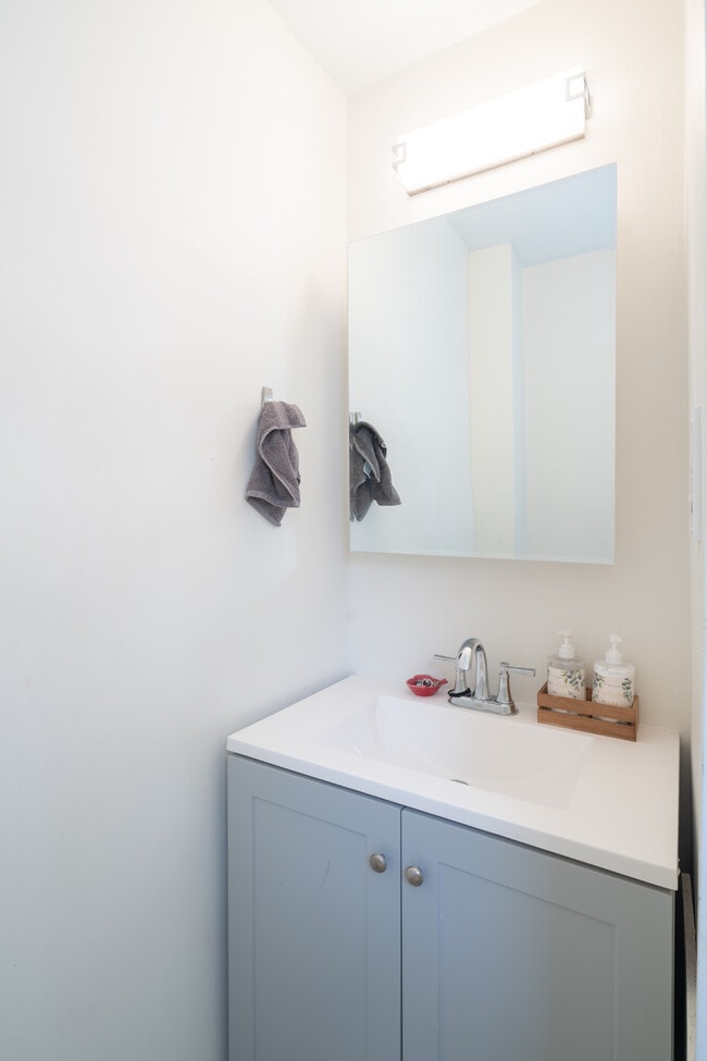 Photo - 2100 Spring St Apartamentos