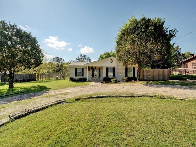 Building Photo - 131 Barton Meadow Dr Rental