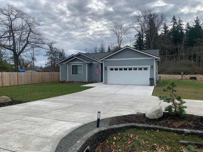 Building Photo - 2707 Oakes Ave