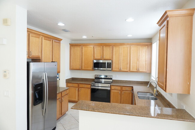 Photo - 820 Millbrae Ct Townhome