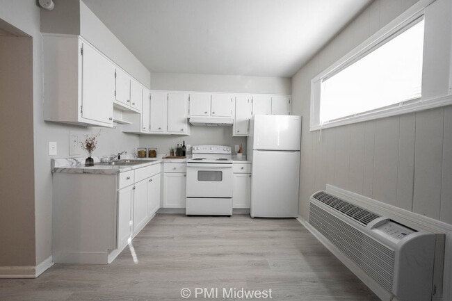 Brookhaven Apartments