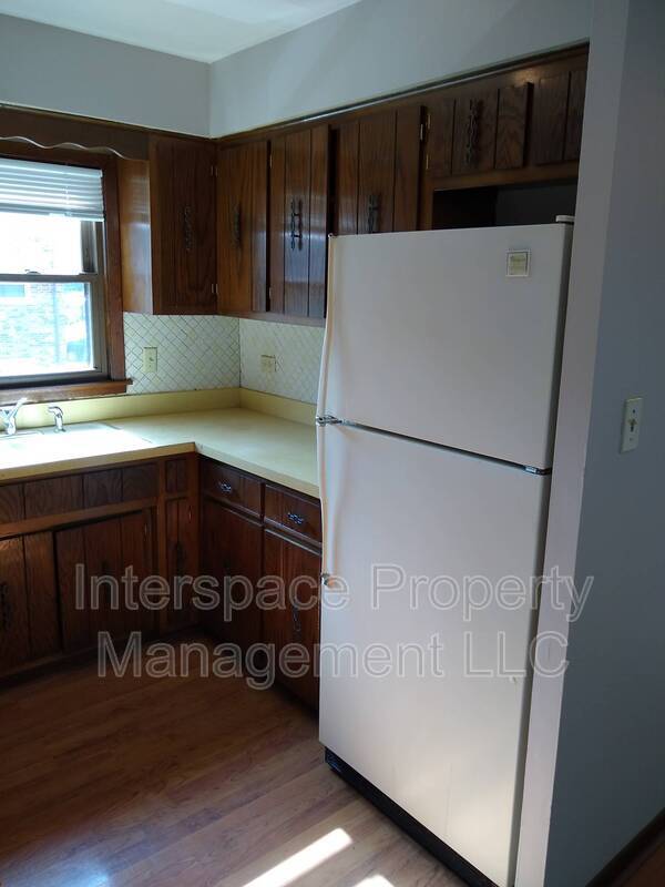 Photo - 7017 99th St